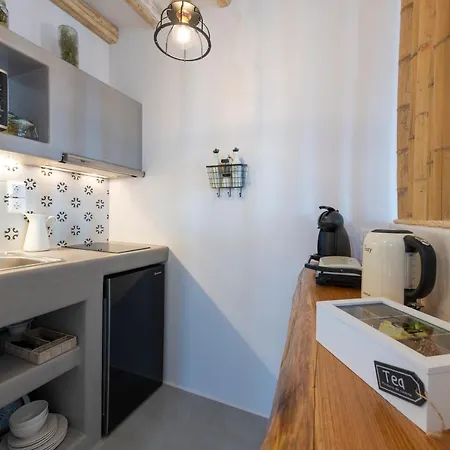 Apartament Aelia Adamantas (Milos)