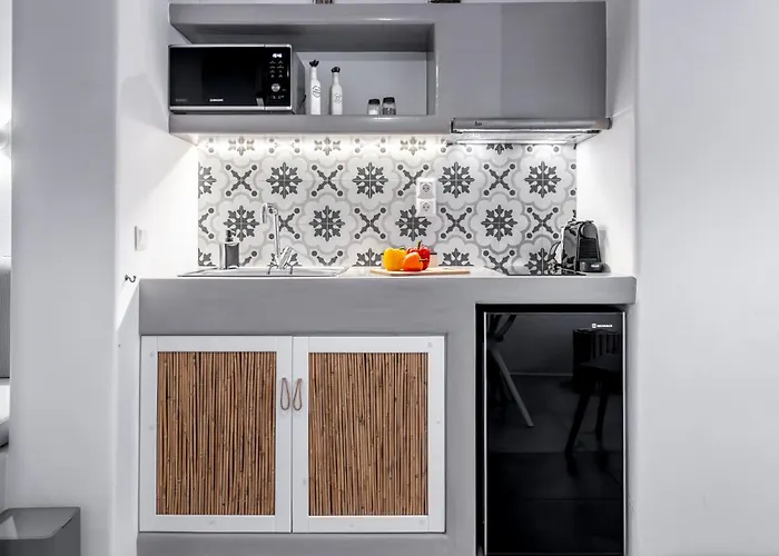 Aelia דירה אדאמאס