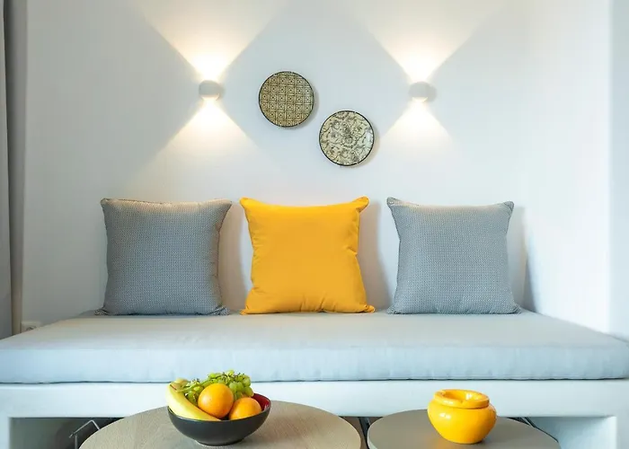 Aelia * אדאמאס