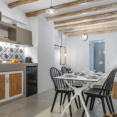 Aelia Apartment *