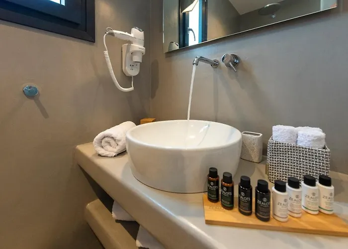 Daire Aelia Adamantas (Milos)